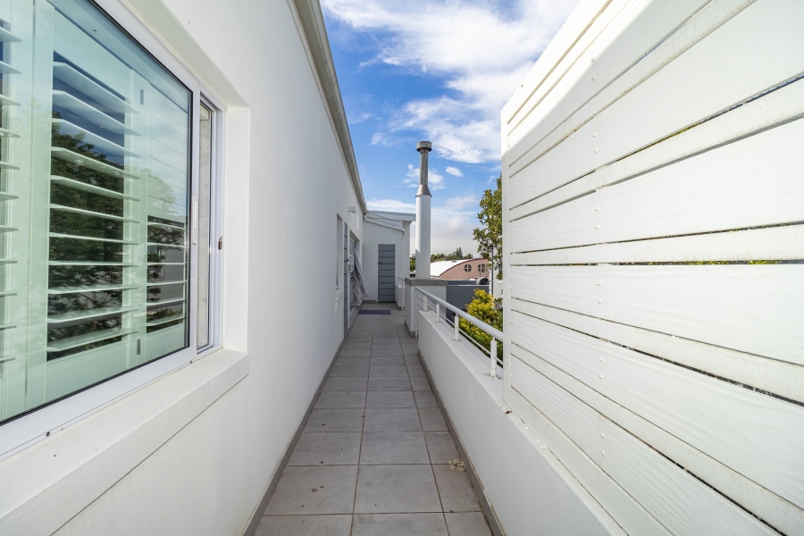 5 Bedroom Property for Sale in Melkbosstrand Central Western Cape